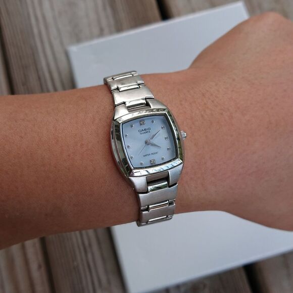 Casio LTP2046A-2A Crystal Accented Bracelet Watch - Picture 5 of 9